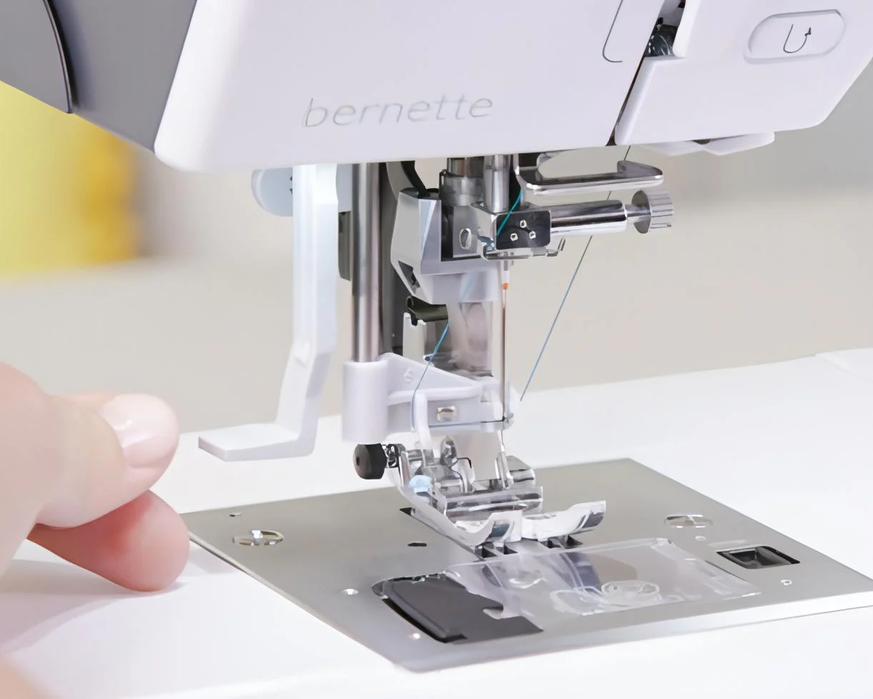 bernette by Bernina B70 DECO Embroidery Machine - Image 7