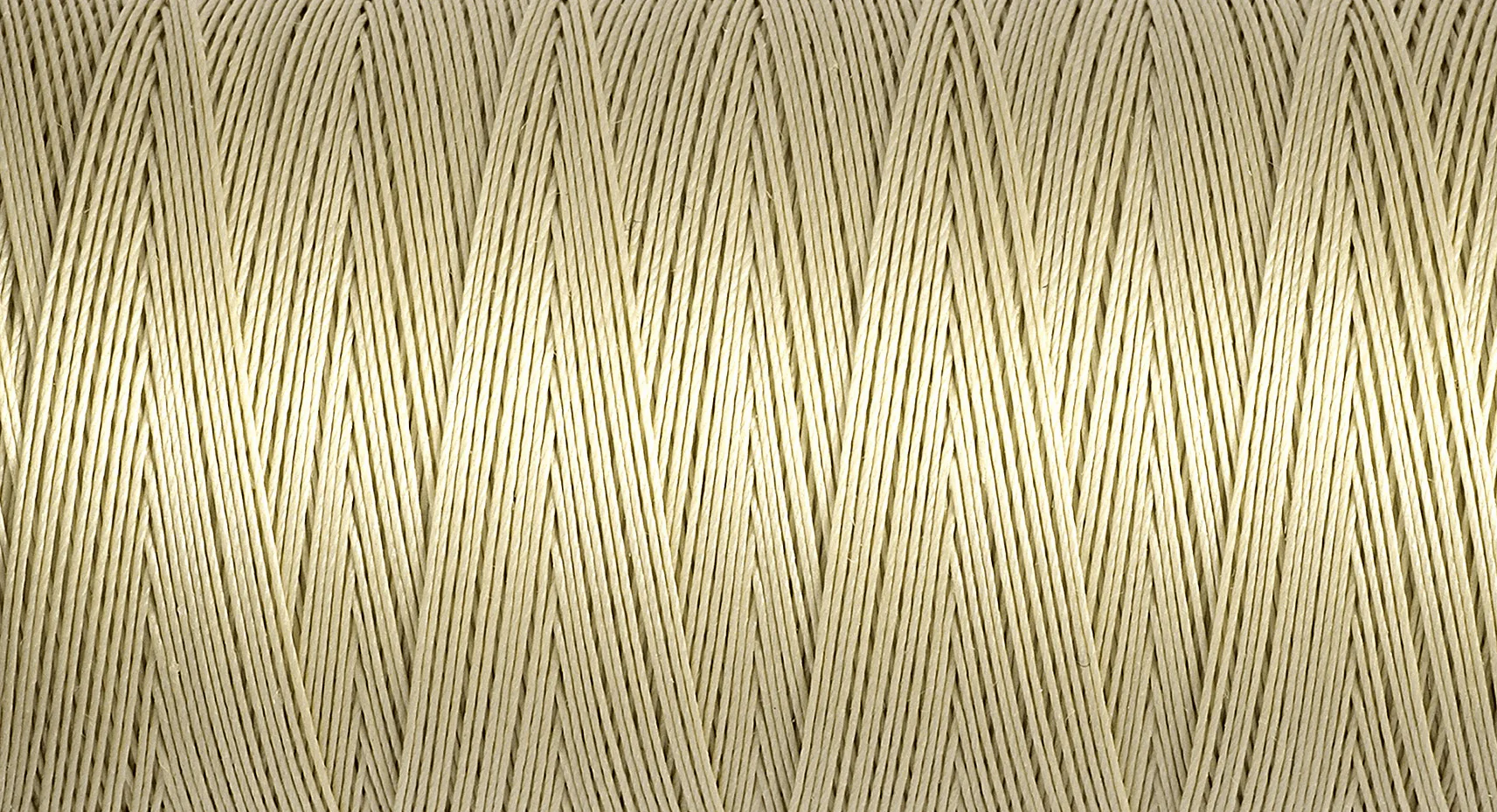 Gutermann Quilting Thread 200m - Colour 0928 - Image 2