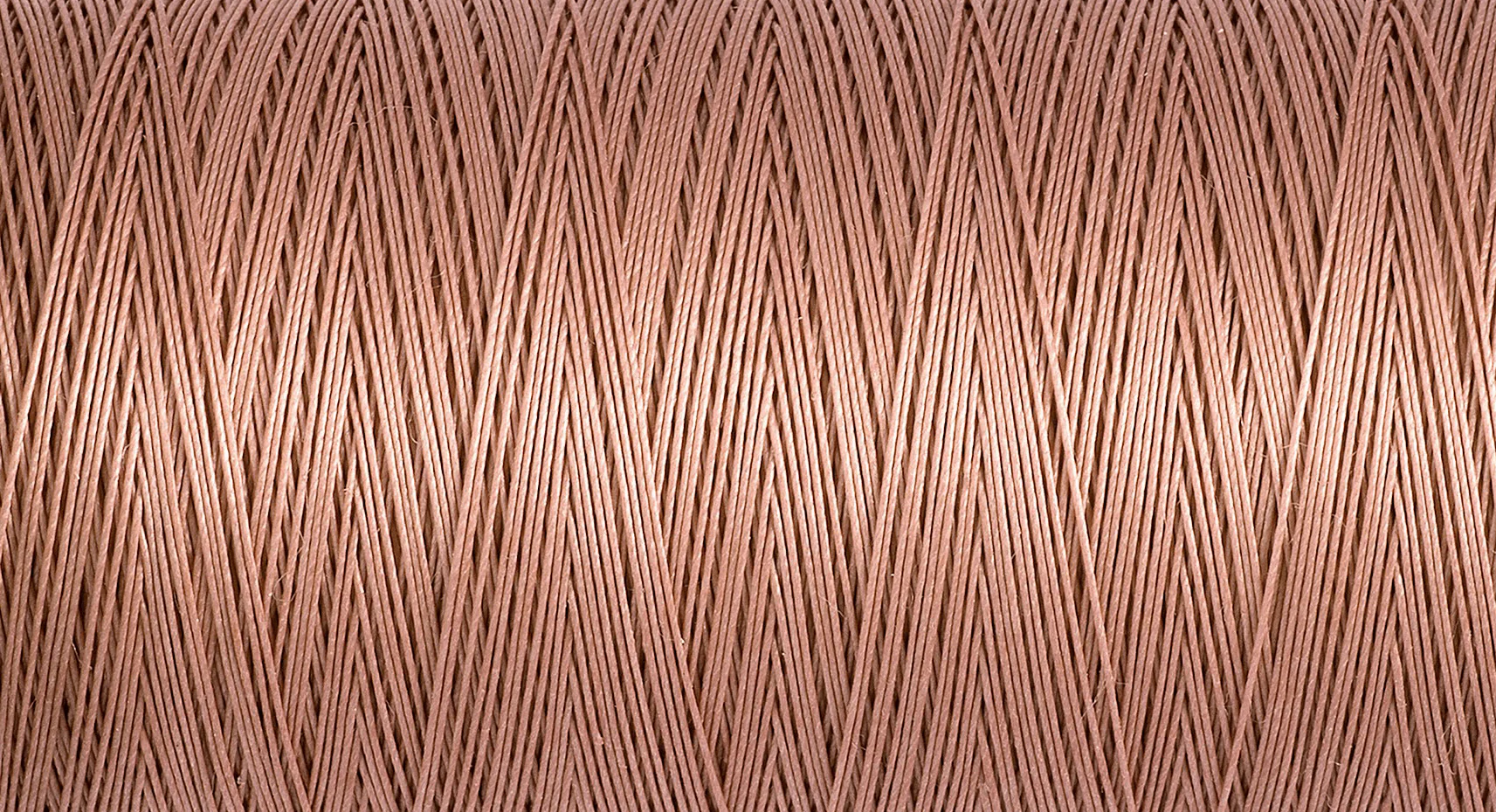 Gutermann Quilting Thread 200m - Colour 2626 - Image 2