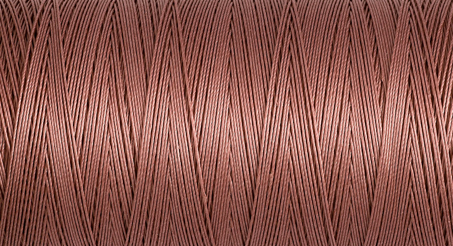 Gutermann Quilting Thread 200m - Colour 2635 - Image 2