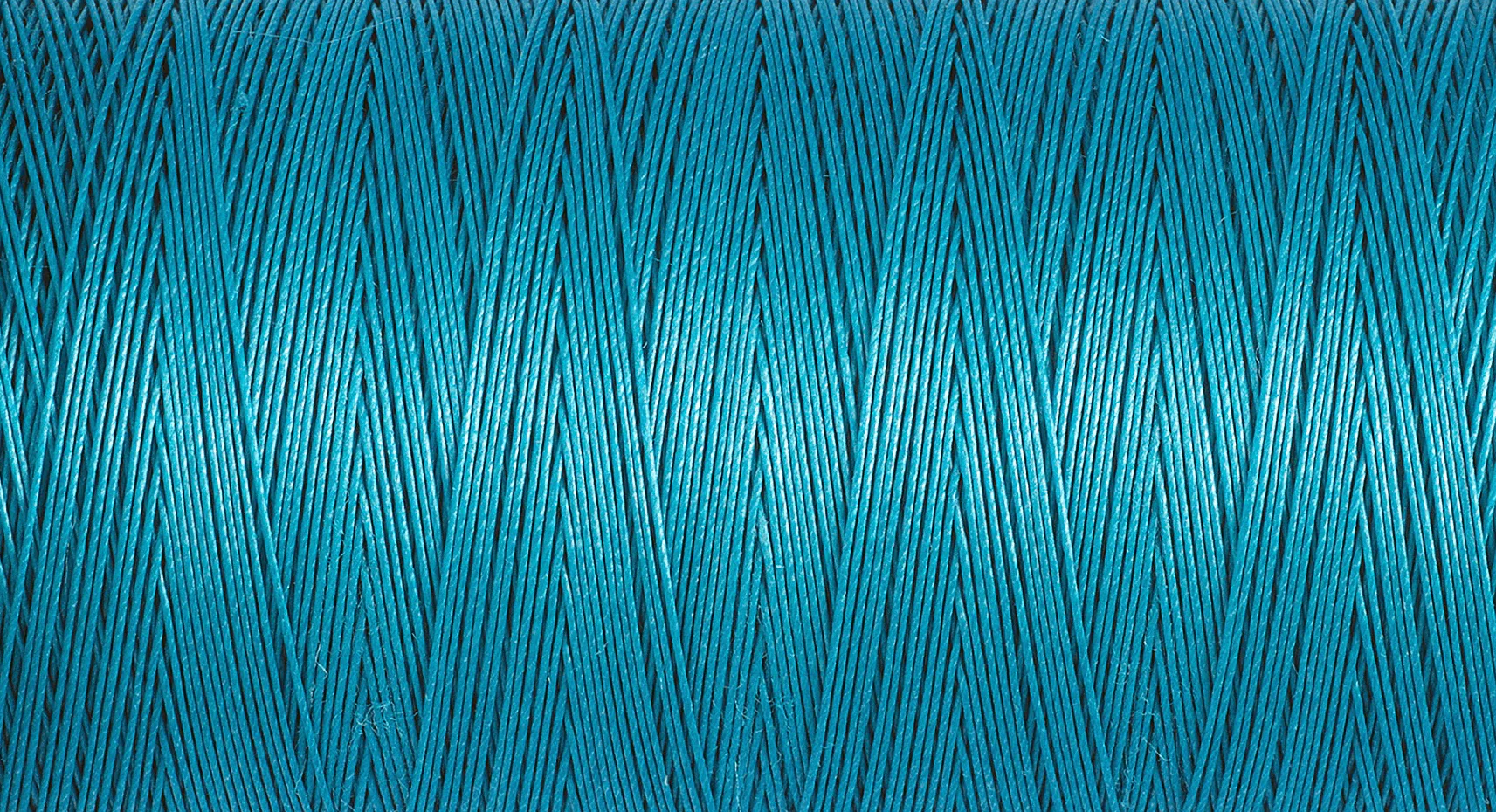 Gutermann Quilting Thread 200m - Colour 7235 - Image 2