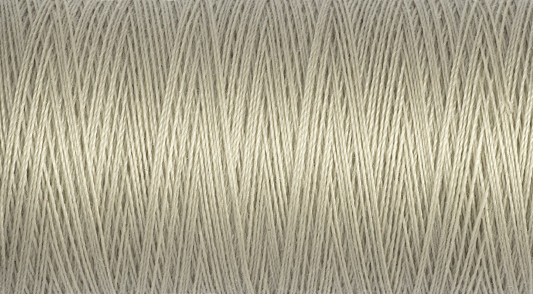 Gutermann Sew-All Thread 250m - Beige Bone (#722) - Image 2