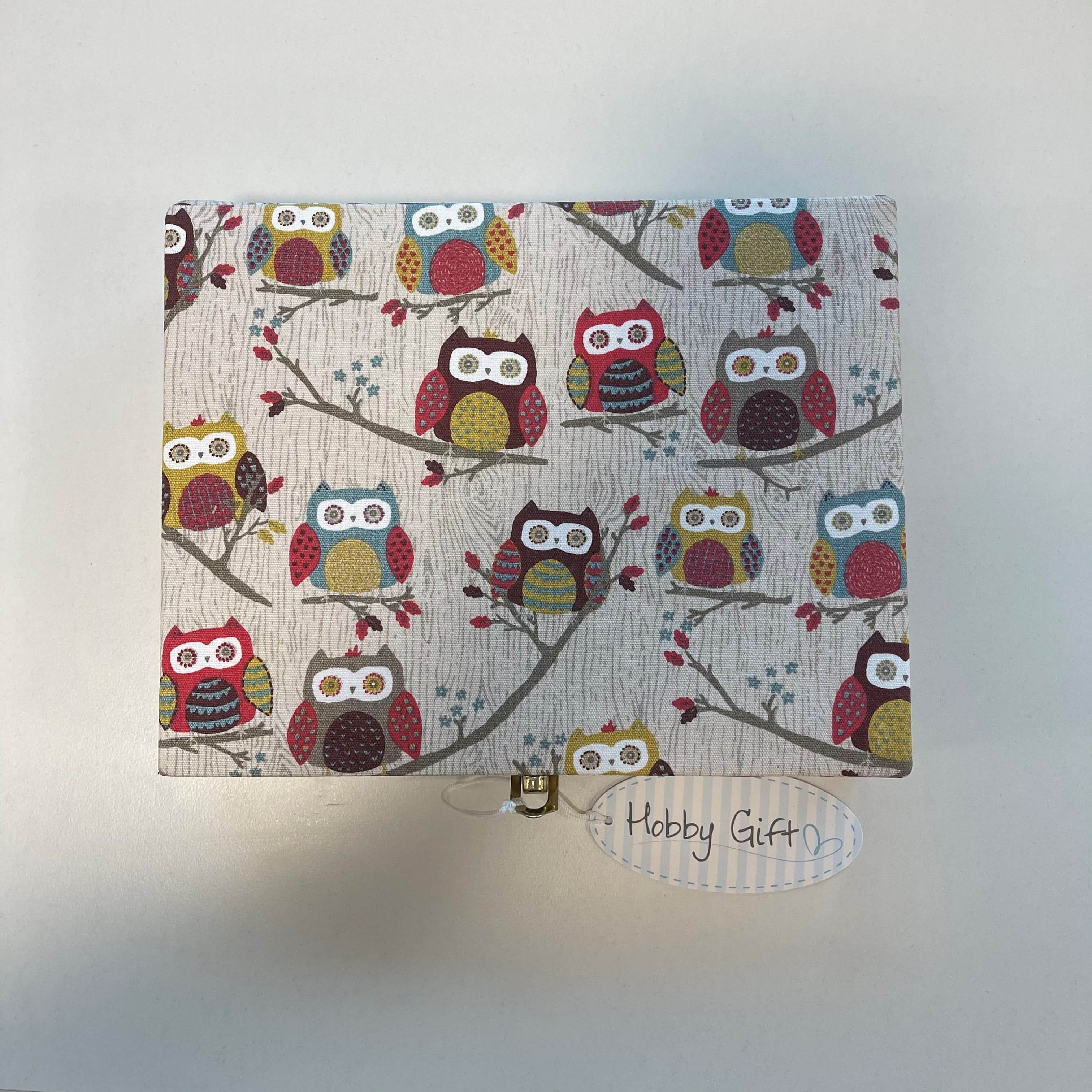 Hoot Hoot Thread Spool Storage Box with 18 x thread bundle - Image 3