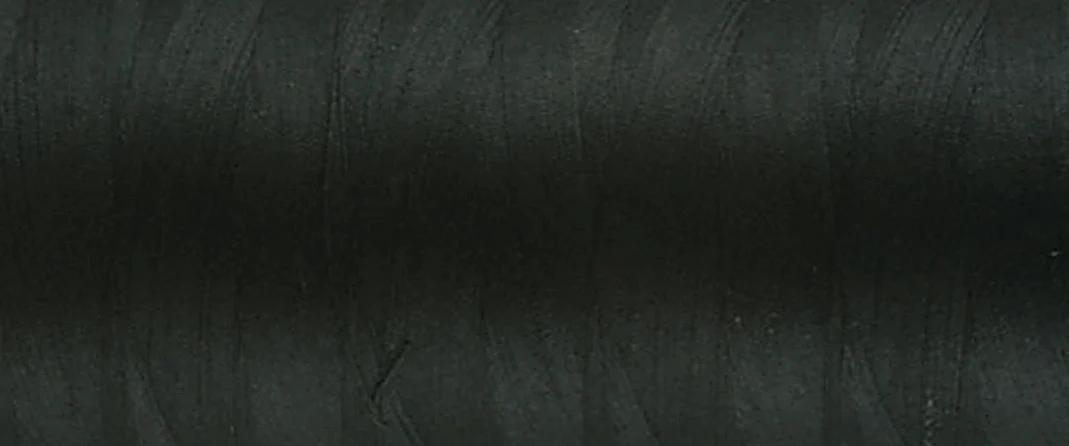 Madeira AeroQuilt Premium Quilting Thread Kingspool 2,750m - Colour 8000 - Image 2