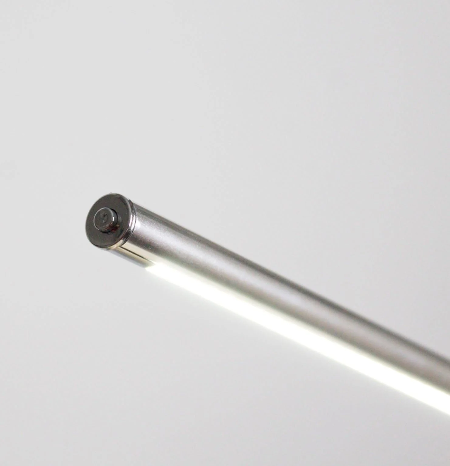 Native Lighting - Silver Slim Lamp (aluminium neck, desk clamp, USB powered) - Image 2