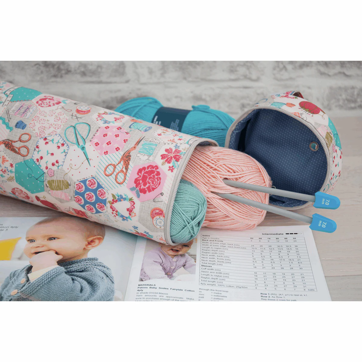 Notions Yarn and Knitting Pin Holder (Matt PVC) - Image 2