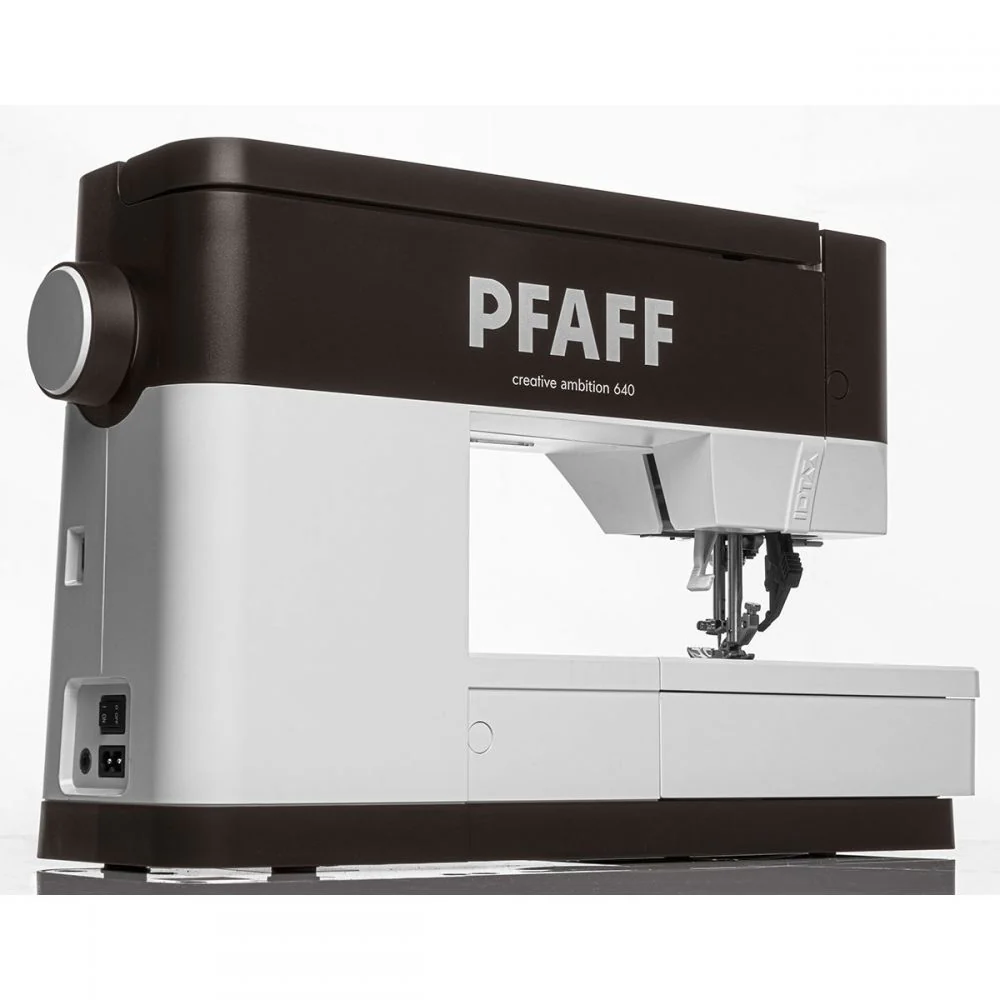 Pfaff Creative Ambition 640 Sewing Machine - Ex Display - Image 3