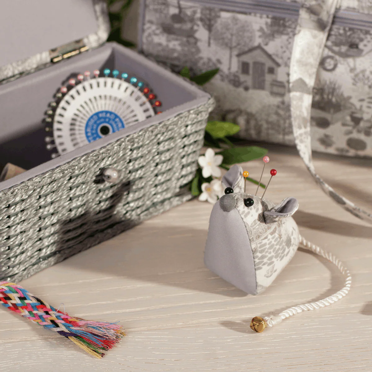 Pincushion - Mouse In the Garden - Image 3