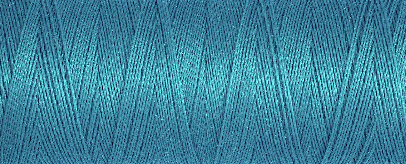 Gutermann Sew-All Thread 100m - Cerulean Blue (#761) - Image 2