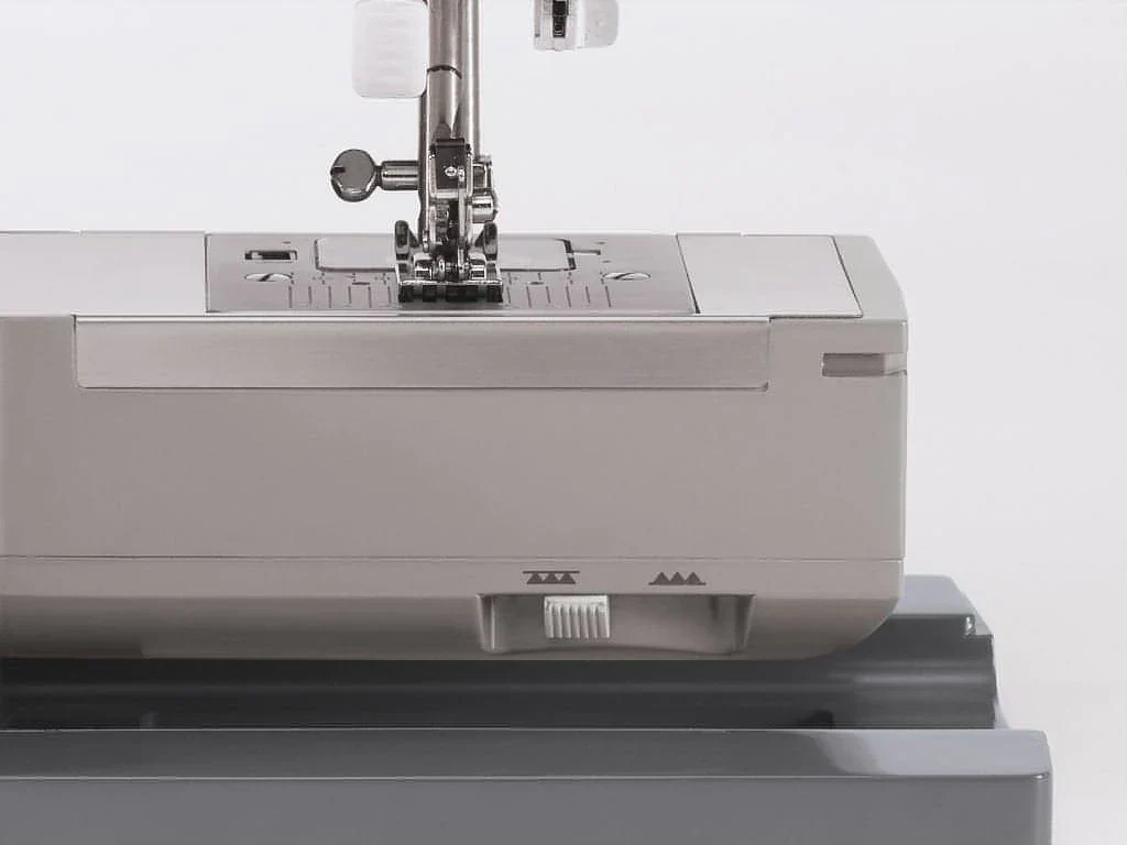 Singer Heavy Duty 4423 Sewing Machine - Which? Best Buy 3 years running - 30% faster 60% stronger - Image 8