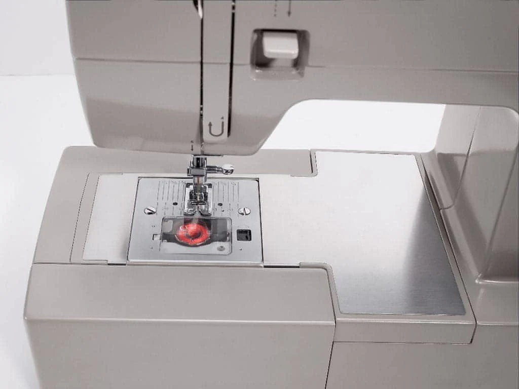 Singer Heavy Duty 4423 Sewing Machine - Which? Best Buy - Ex Display - Image 6