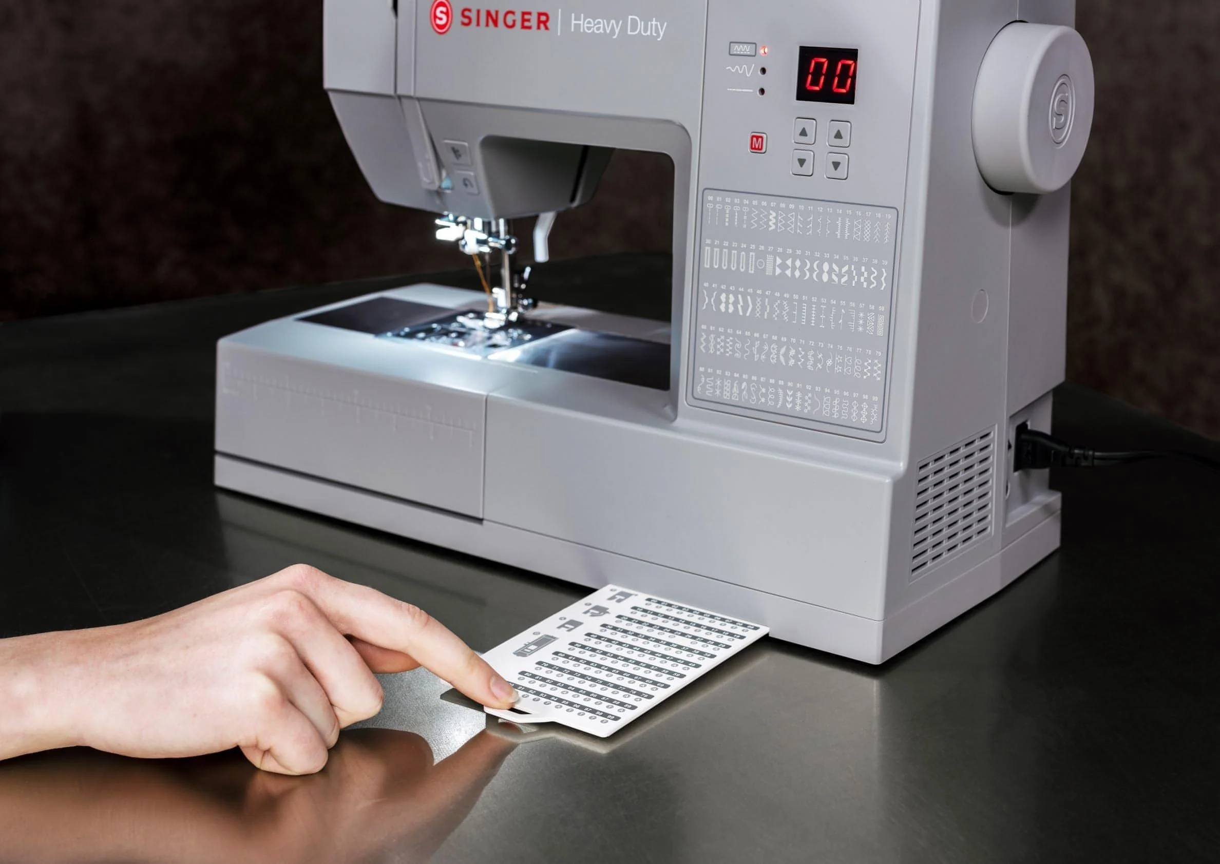 Singer Heavy Duty HD6605 Sewing Machine + Extension Table Bundle - 2026 model - Image 3