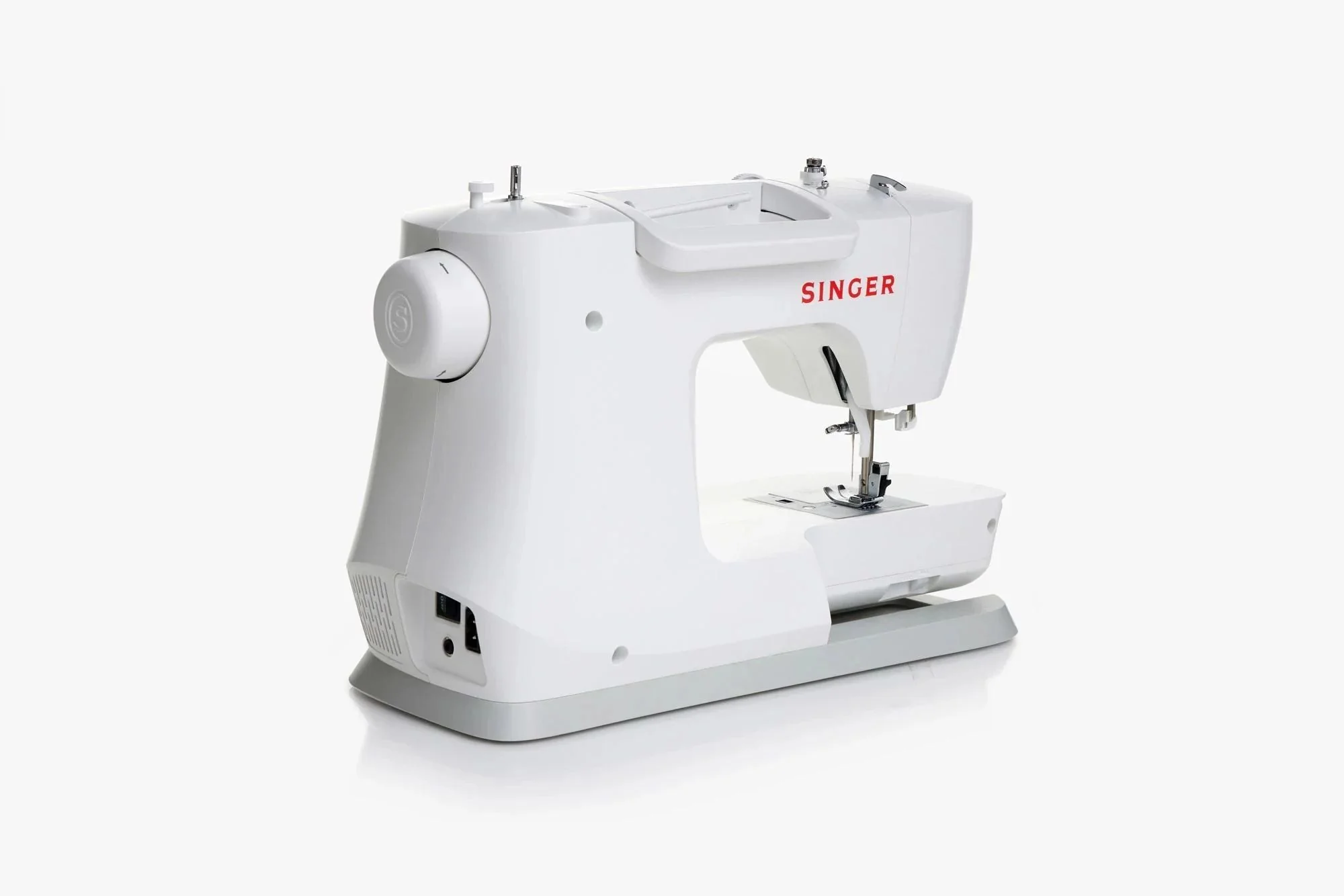 Singer Patchwork Plus C5985Q Computerised Quilting Machine - 200 Stitch Patterns + Extension Table - Image 9