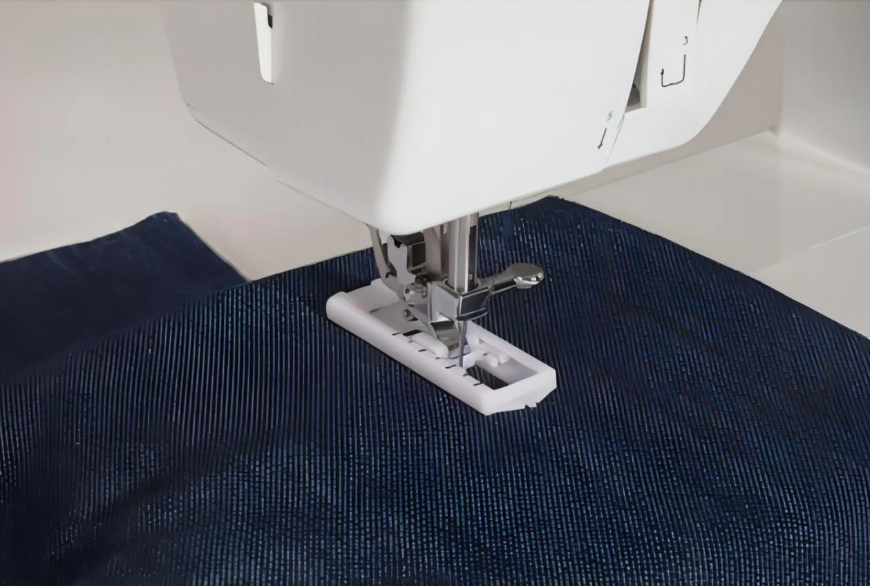 Singer Promise 09 Sewing Machine - Ex Display - Image 4