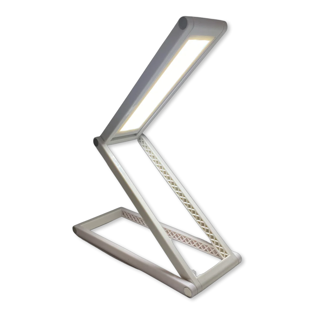 Singer Studio Foldable LED Lamp - Rechargeable, dimmable and Folds flat, Perfect for extra lighting around a sewing machine or for crafting - Image 4